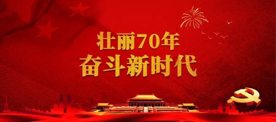 爷爷为逗孙子开心40元买大鹅当宠物