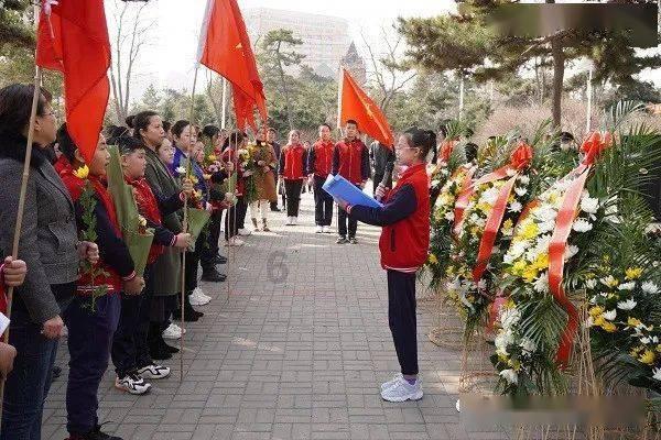 豆娃奥特曼